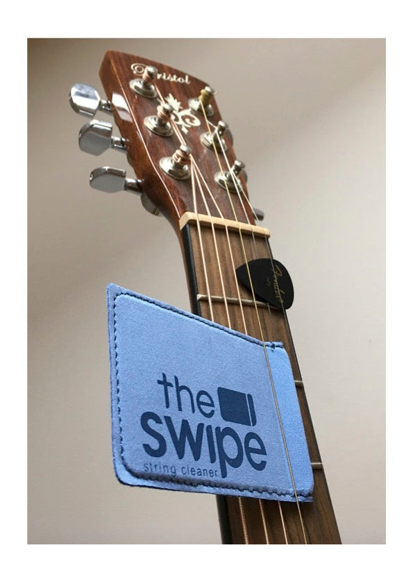 The SWIPE String instrument cleaner &amp; polishing cloth kit